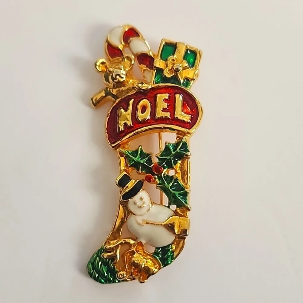 Vintage Christmas Noel Stocking Brooch Rhinestone Holiday Pin